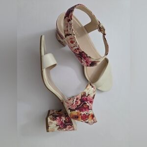 Cole Haan Size 9 Floral Block Heel Sandals, Never Worn